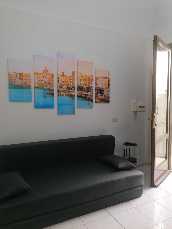 Vento Di Ponente Apartment Trapani Bagian luar foto
