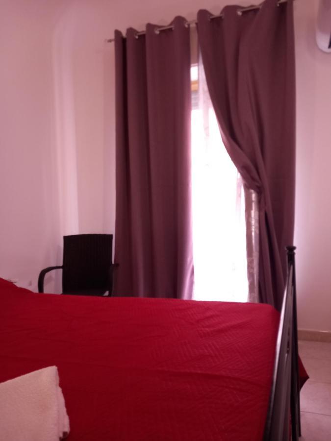 Vento Di Ponente Apartment Trapani Bagian luar foto