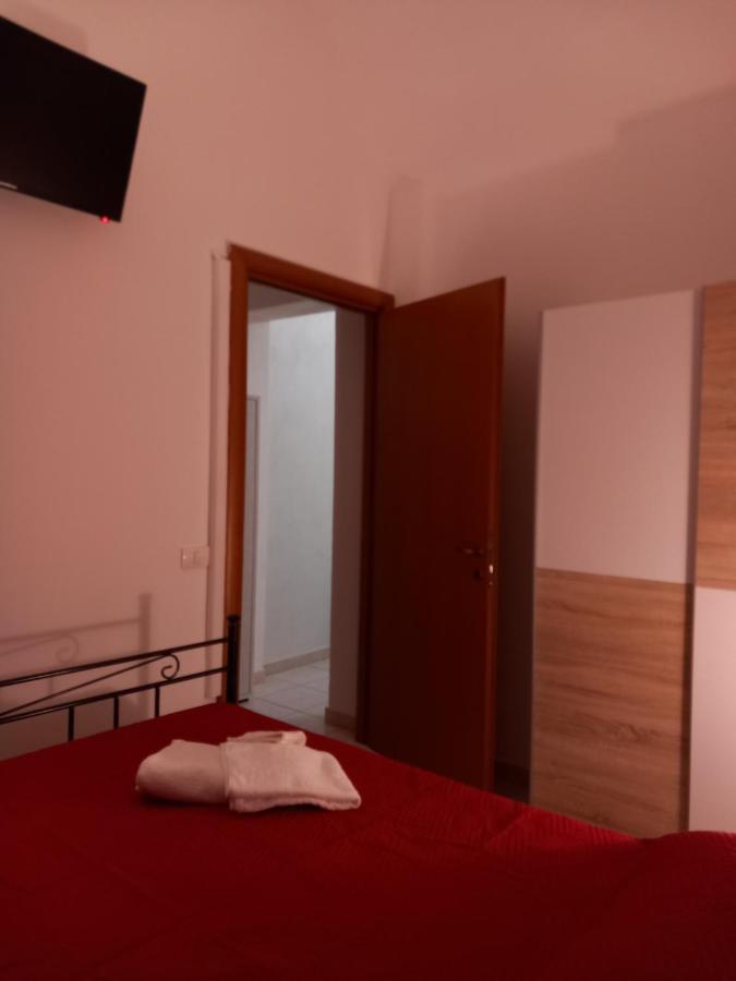 Vento Di Ponente Apartment Trapani Bagian luar foto
